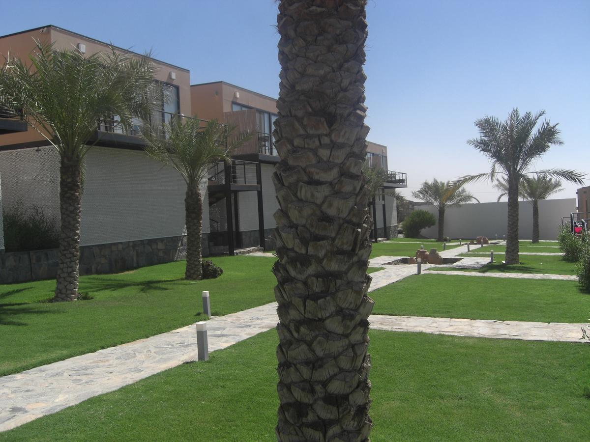 The View Hotel Al Hamra Exterior photo